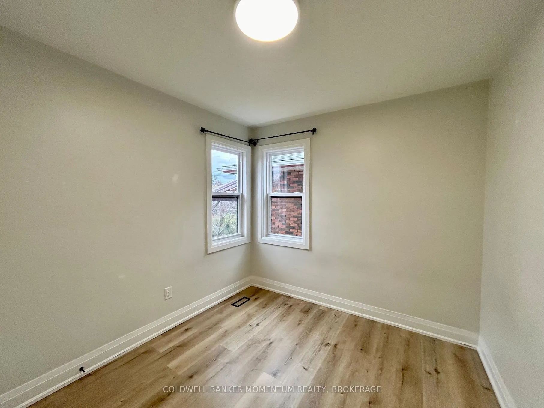Photo 17 of Unit Main, 34 Golden Boulevard, Welland, Lincoln/Crowland — HOMEH