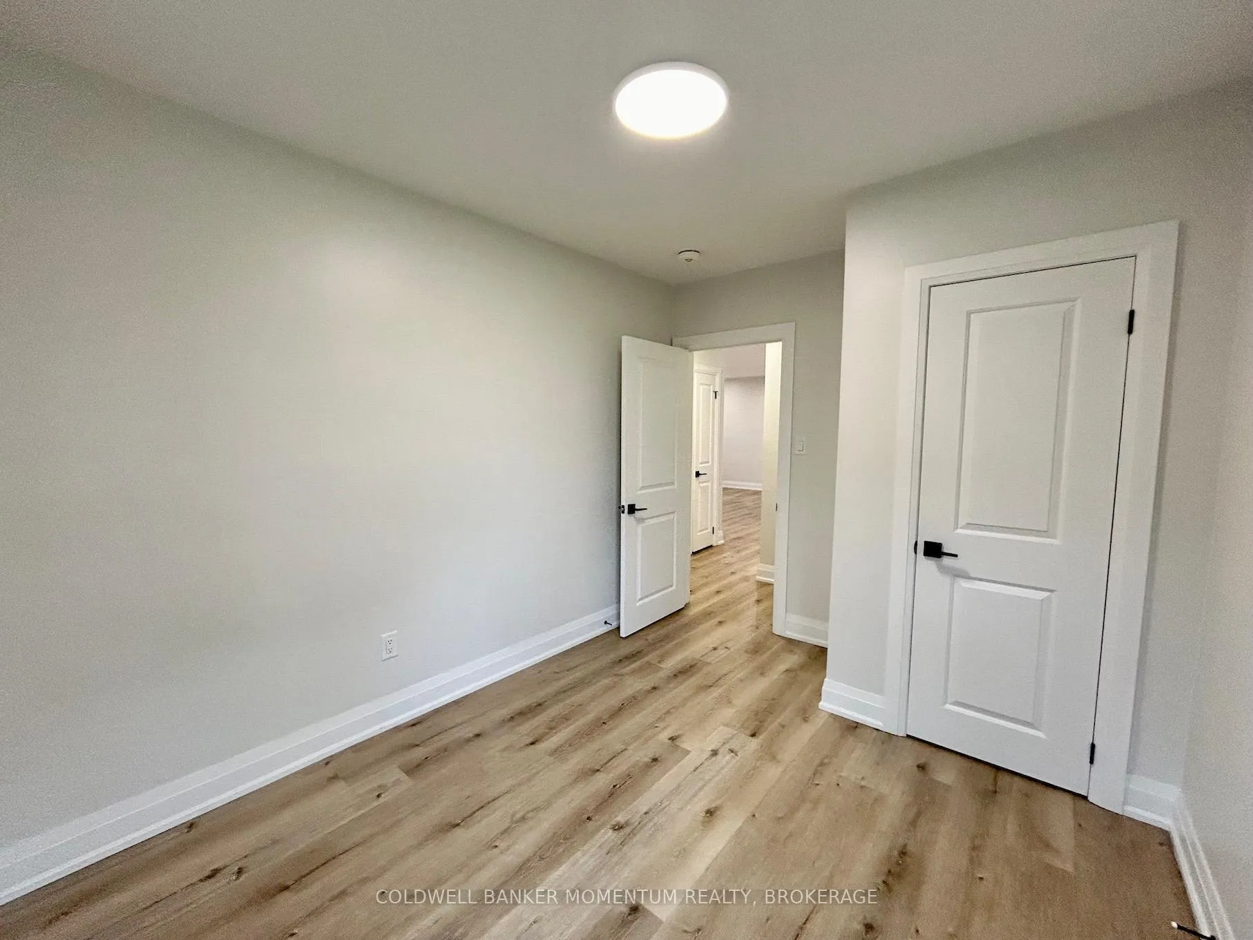 Photo 18 of Unit Main, 34 Golden Boulevard, Welland, Lincoln/Crowland — HOMEH