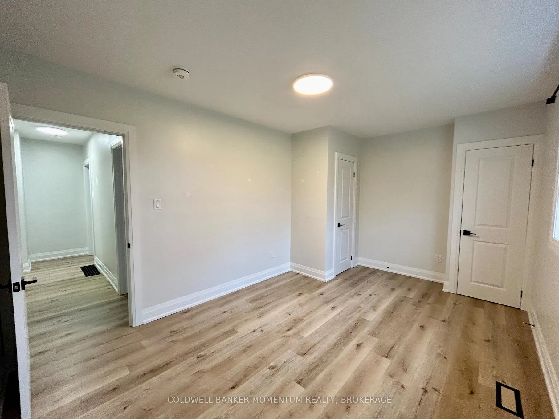 Photo 21 of Unit Main, 34 Golden Boulevard, Welland, Lincoln/Crowland — HOMEH