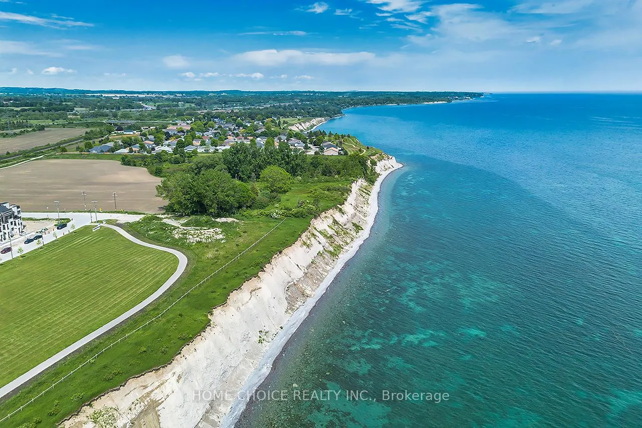 Photo 6 of 26B Lookout Drive, Clarington, Bowmanville — HOMEH
