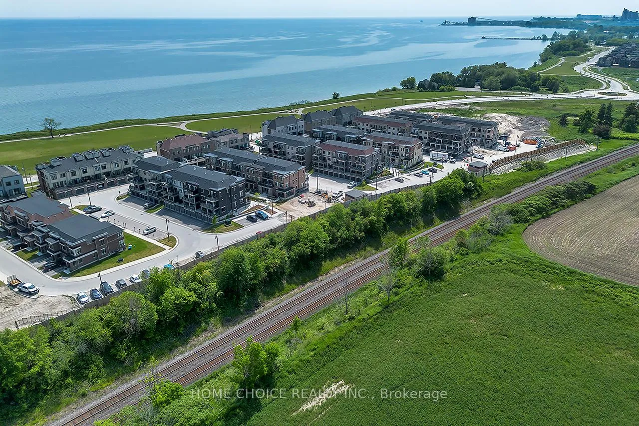 Photo 9 of 26B Lookout Drive, Clarington, Bowmanville — HOMEH