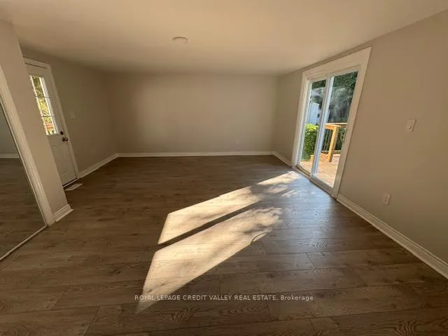 Photo 10 of 18 Park Boulevard, Erin — HOMEH