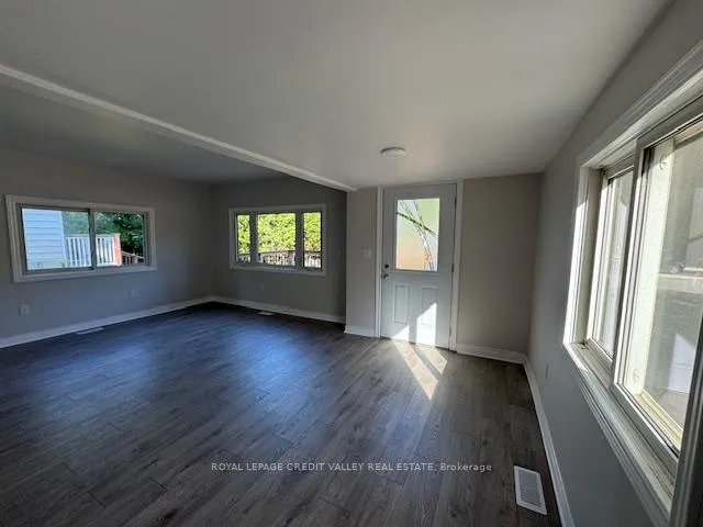 Photo 18 of 18 Park Boulevard, Erin — HOMEH