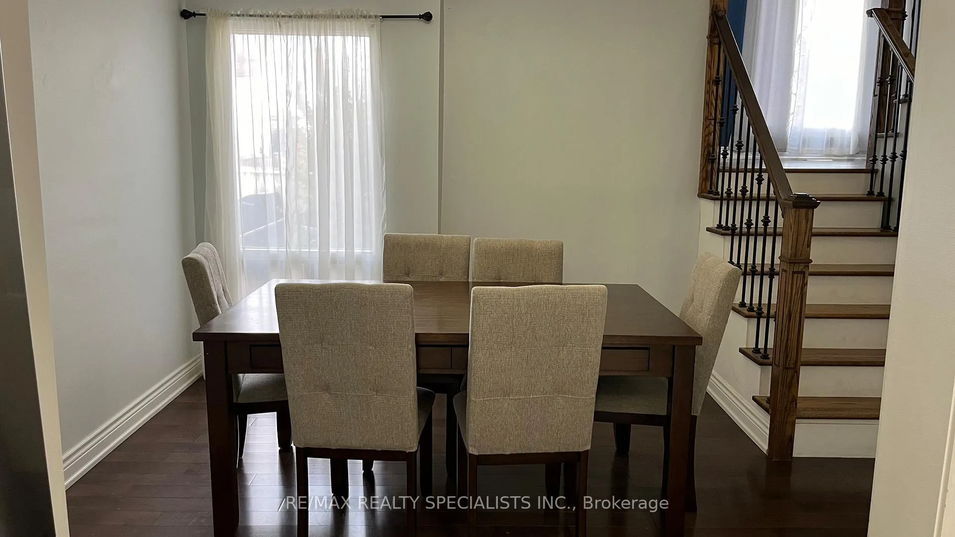 Photo 8 of 62 Camberley Crescent, Brampton, Brampton North — HOMEH