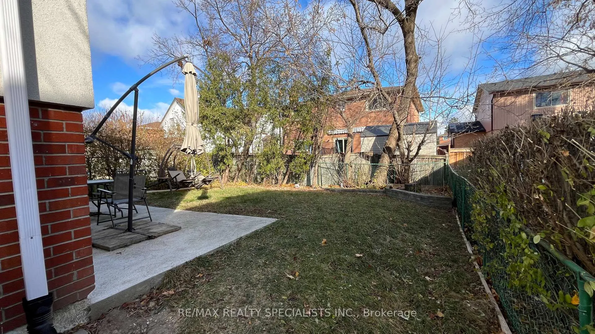 Photo 31 of 62 Camberley Crescent, Brampton, Brampton North — HOMEH
