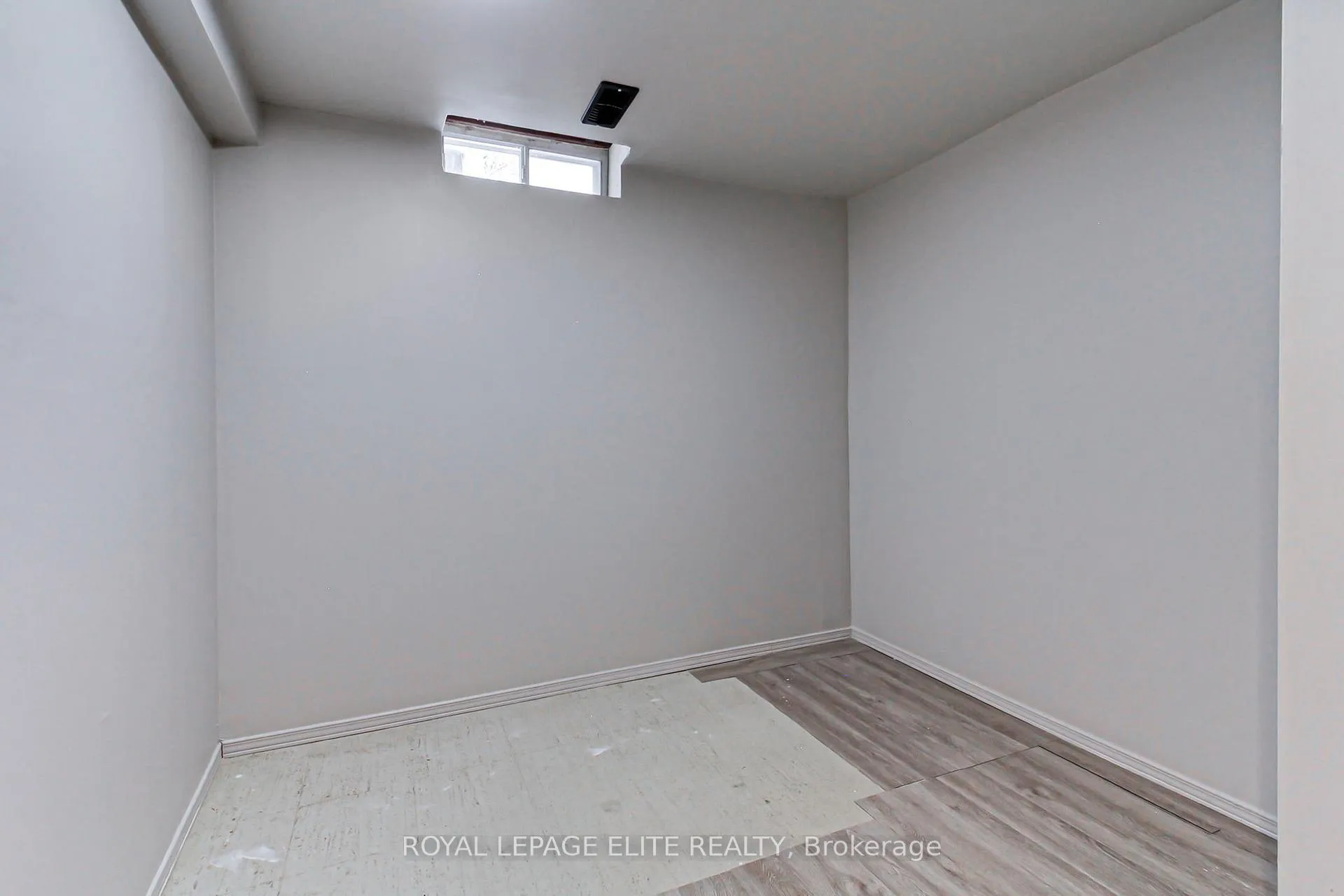 Photo 35 of 19 Lindisfarne Way, Markham, Markham Village — HOMEH