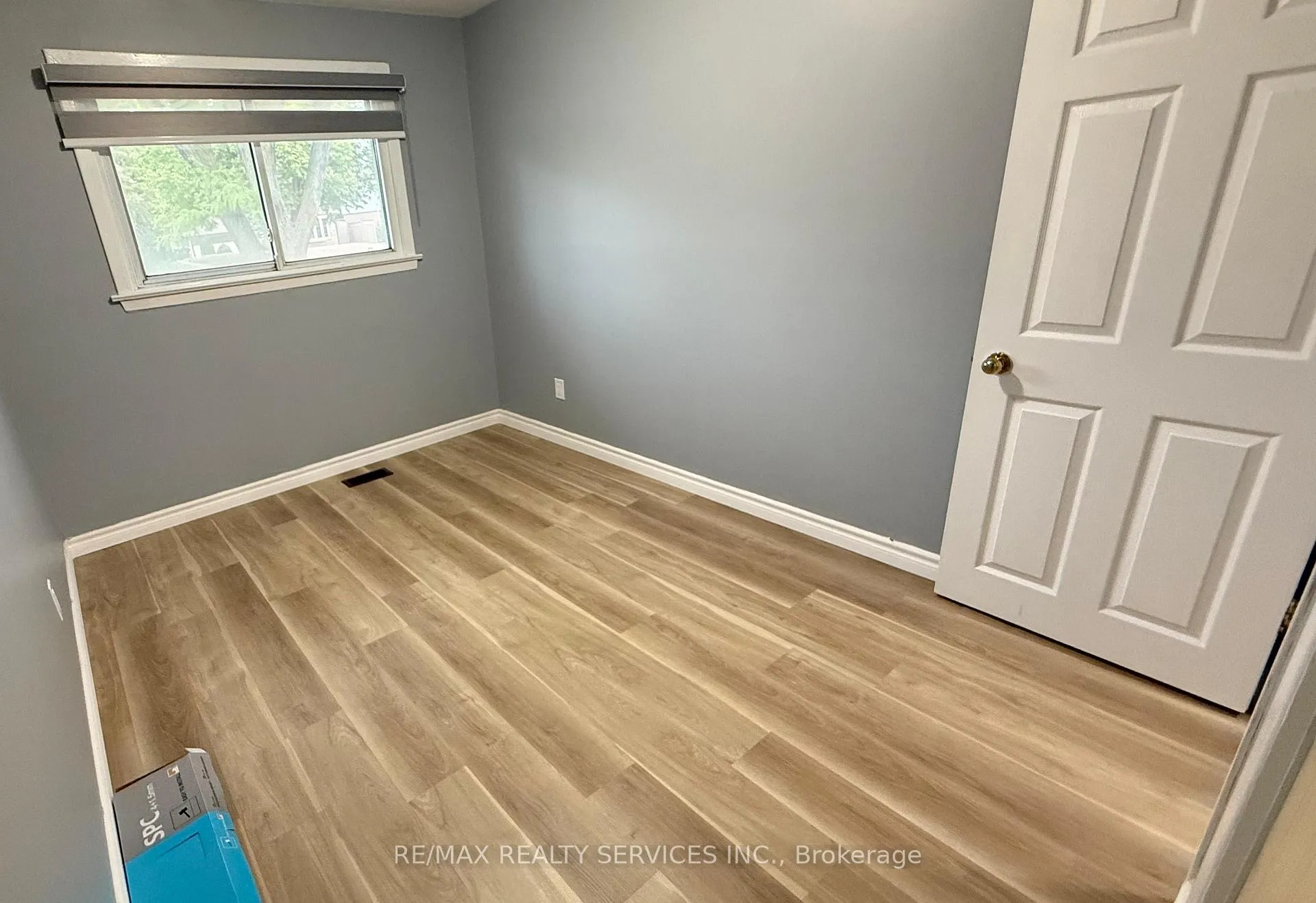 Photo 19 of 163 Mcmurchy Avenue, Brampton, Brampton South — HOMEH
