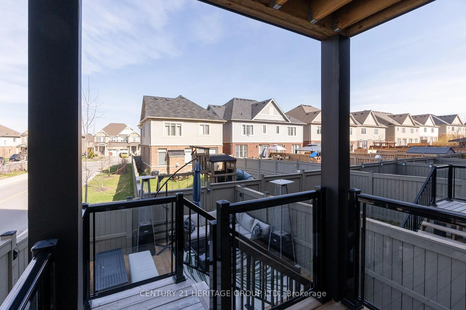 Photo 15 of 2 Hughes Lane, New Tecumseth, Beeton — HOMEH