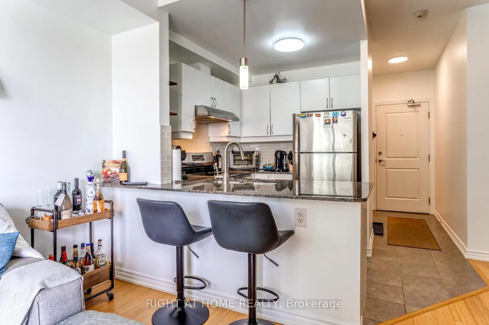 Photo 9 of 7730 Kipling Avenue, Vaughan, West Woodbridge — HOMEH