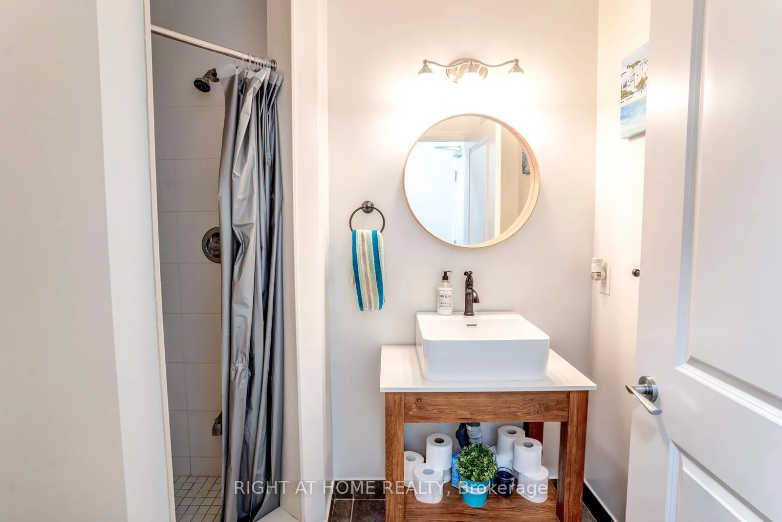 Photo 24 of 7730 Kipling Avenue, Vaughan, West Woodbridge — HOMEH