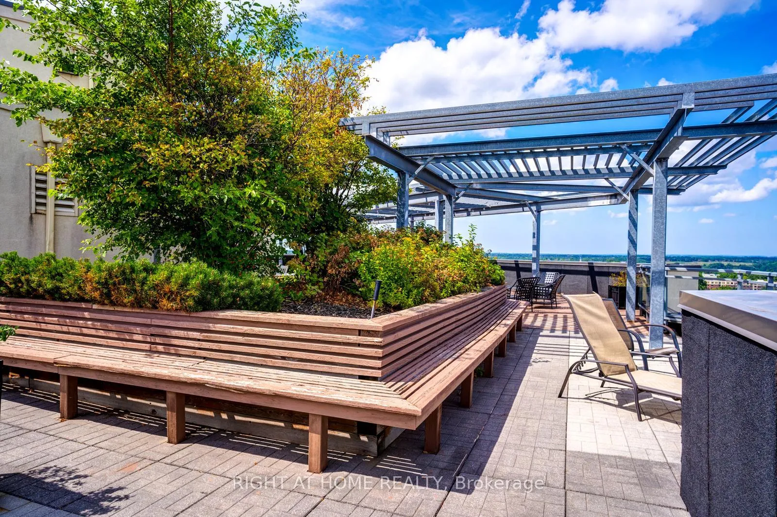 Photo 33 of 7730 Kipling Avenue, Vaughan, West Woodbridge — HOMEH