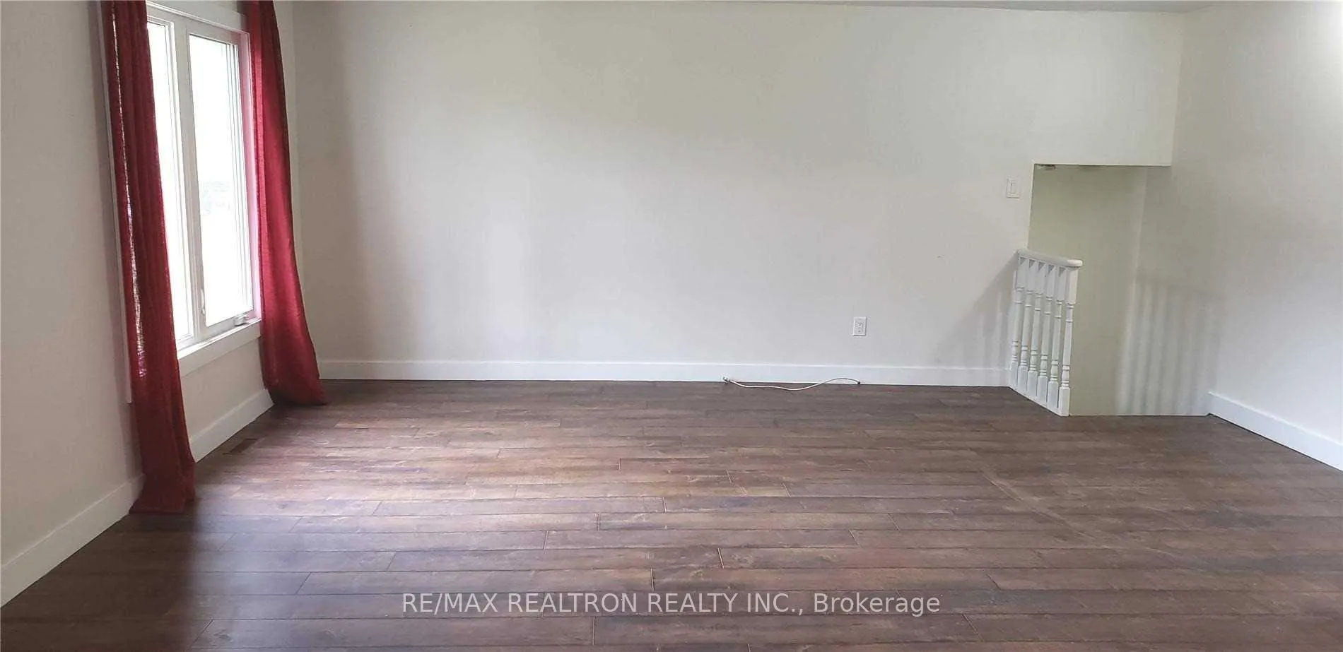 Photo 4 of Unit Main, 13 Springdale Drive, Barrie, Cundles East — HOMEH