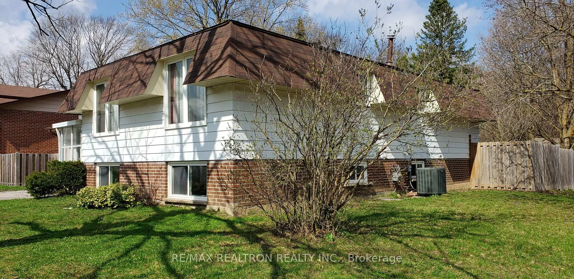 Photo 13 of Unit Main, 13 Springdale Drive, Barrie, Cundles East — HOMEH