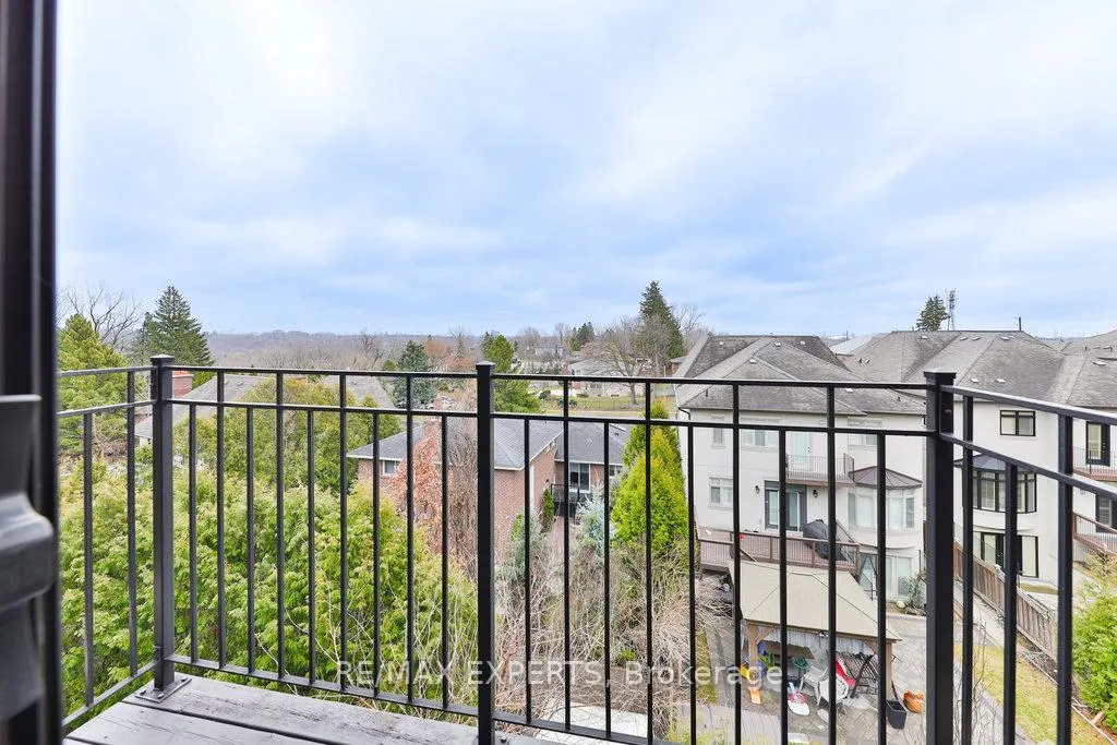 Photo 21 of 25 Powseland Crescent, Vaughan, West Woodbridge — HOMEH