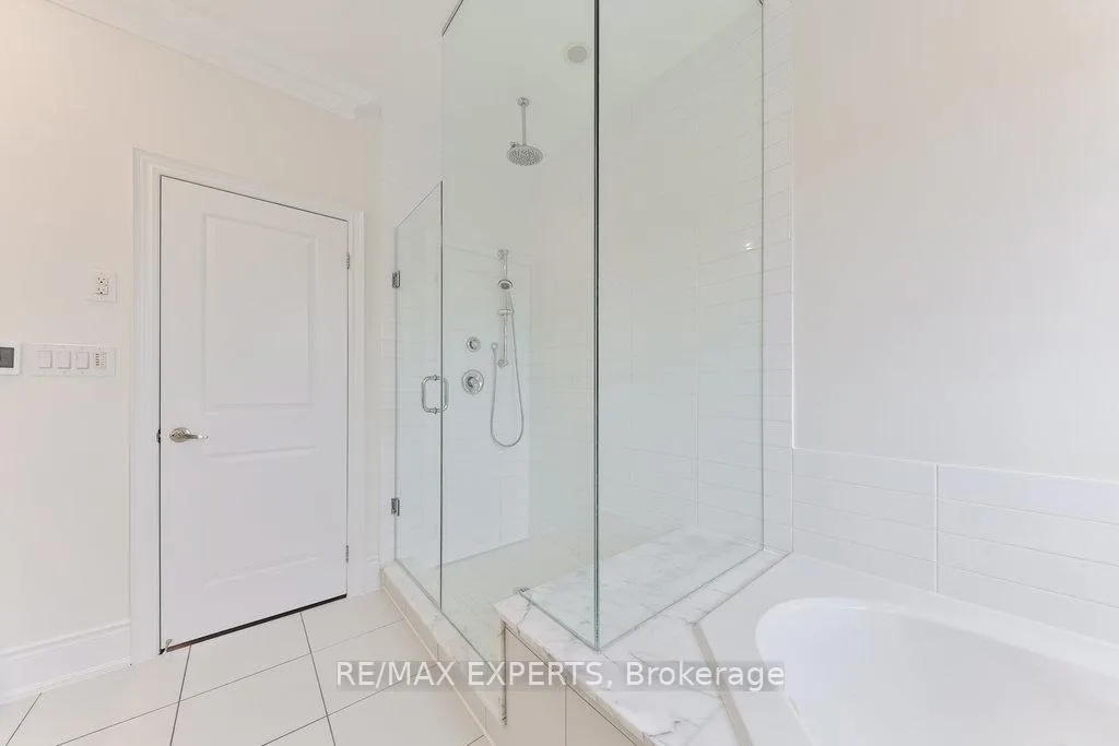 Photo 26 of 25 Powseland Crescent, Vaughan, West Woodbridge — HOMEH