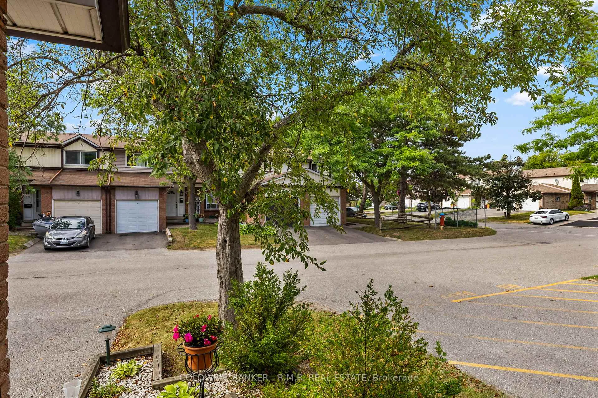 Photo 5 of Unit 15, 540 Dorchester Drive, Oshawa, Vanier — HOMEH