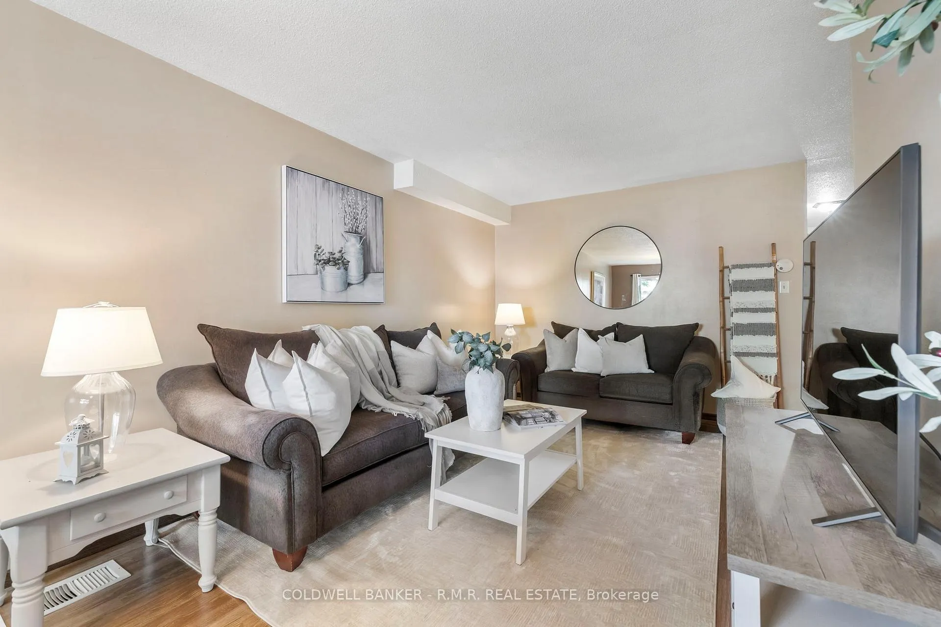 Photo 10 of Unit 15, 540 Dorchester Drive, Oshawa, Vanier — HOMEH