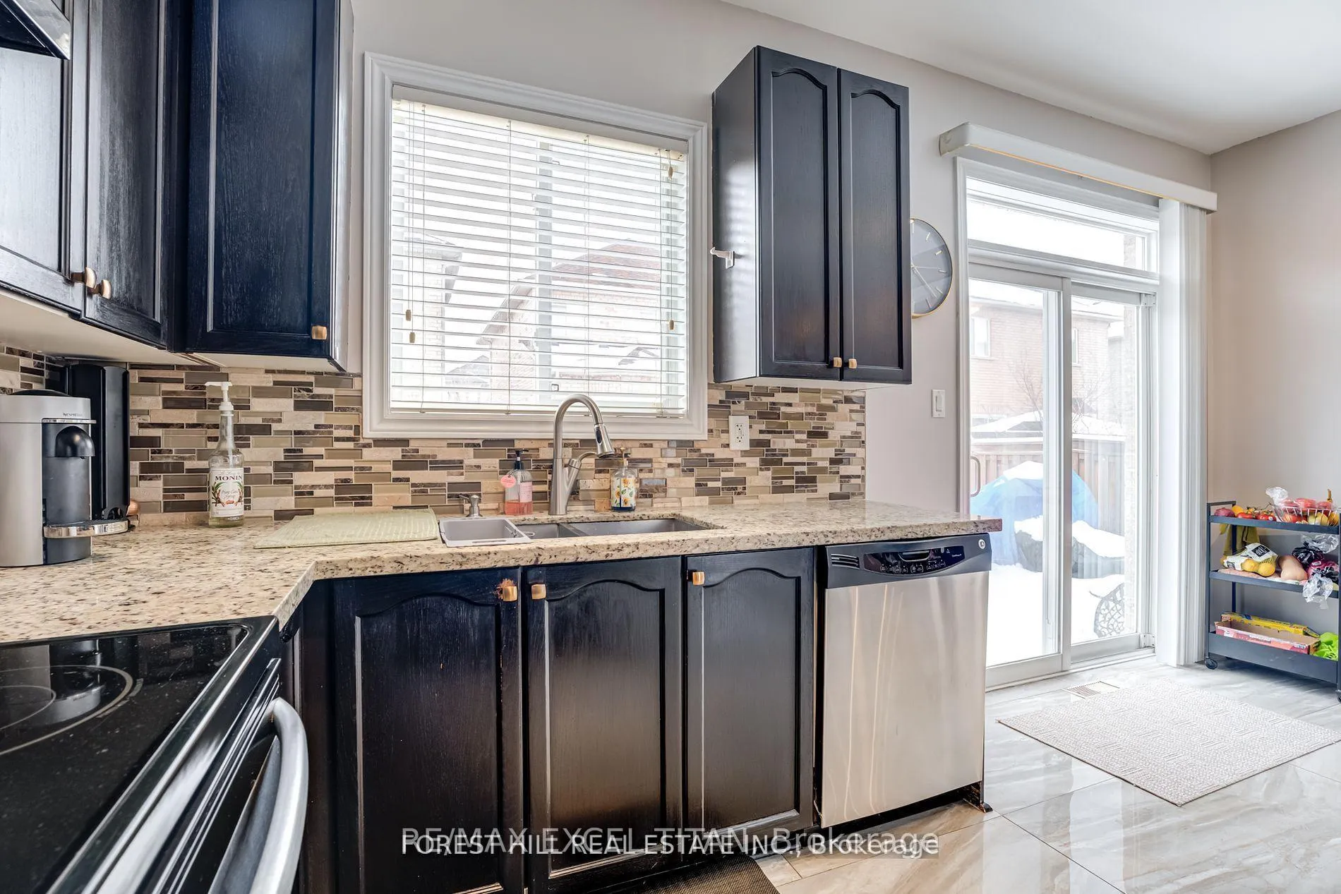 Photo 15 of 113 Destino Crescent, Vaughan, Vellore Village — HOMEH