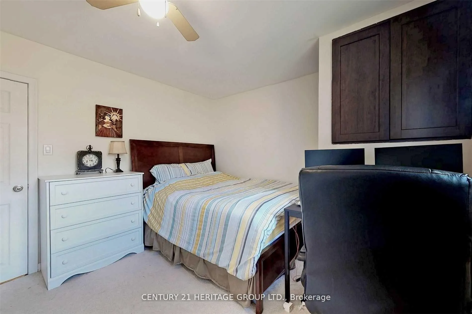 Photo 18 of Unit Main, 34 Kitimat Crescent, Aurora, Aurora Heights — HOMEH