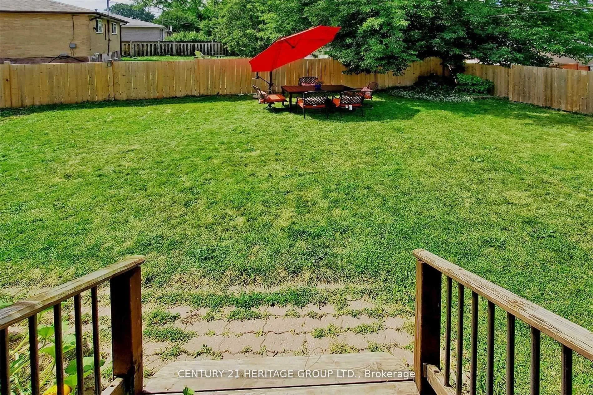 Photo 30 of Unit Main, 34 Kitimat Crescent, Aurora, Aurora Heights — HOMEH