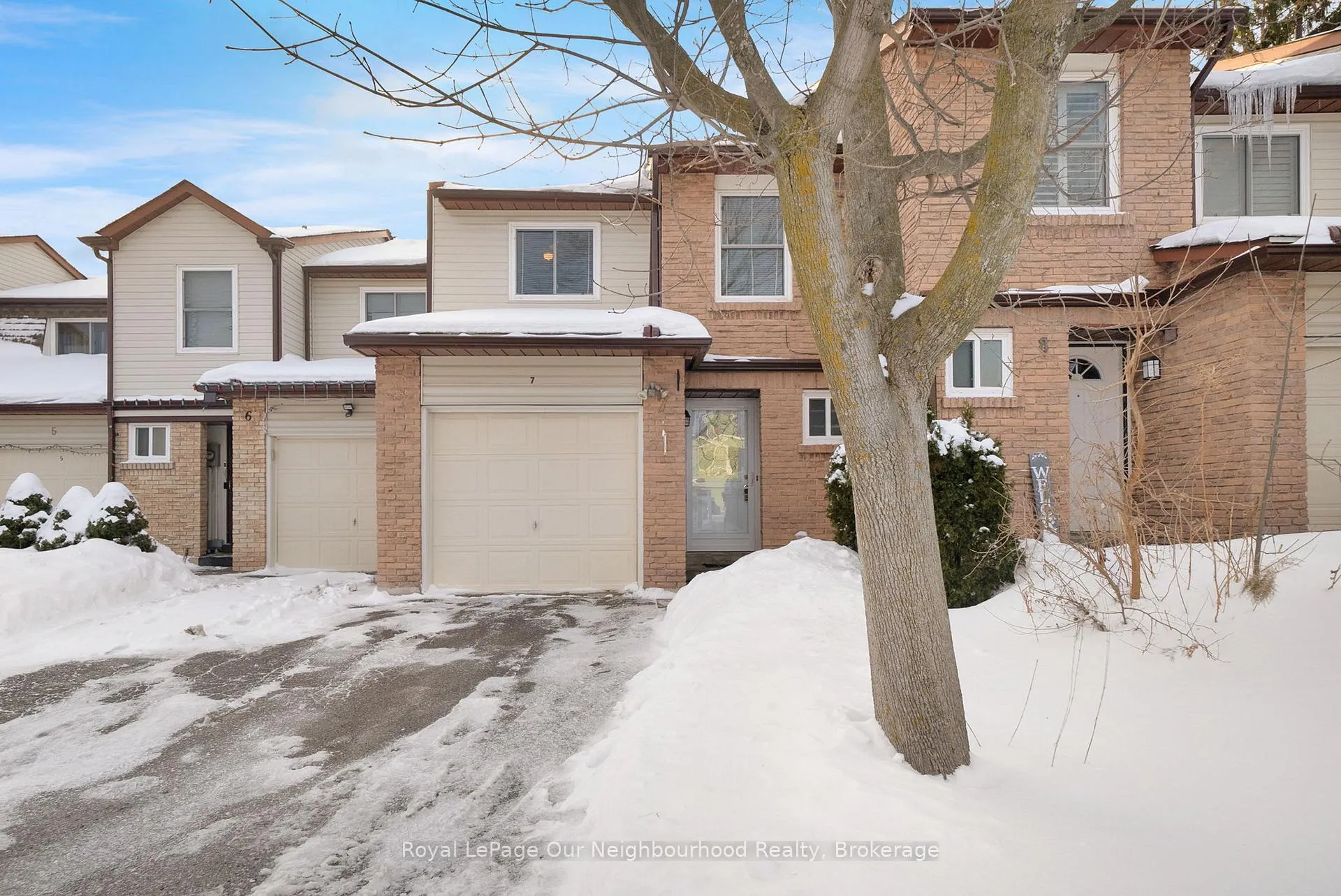 Photo 1 of Unit 7, 1330 Trowbridge Drive, Oshawa, Centennial — HOMEH
