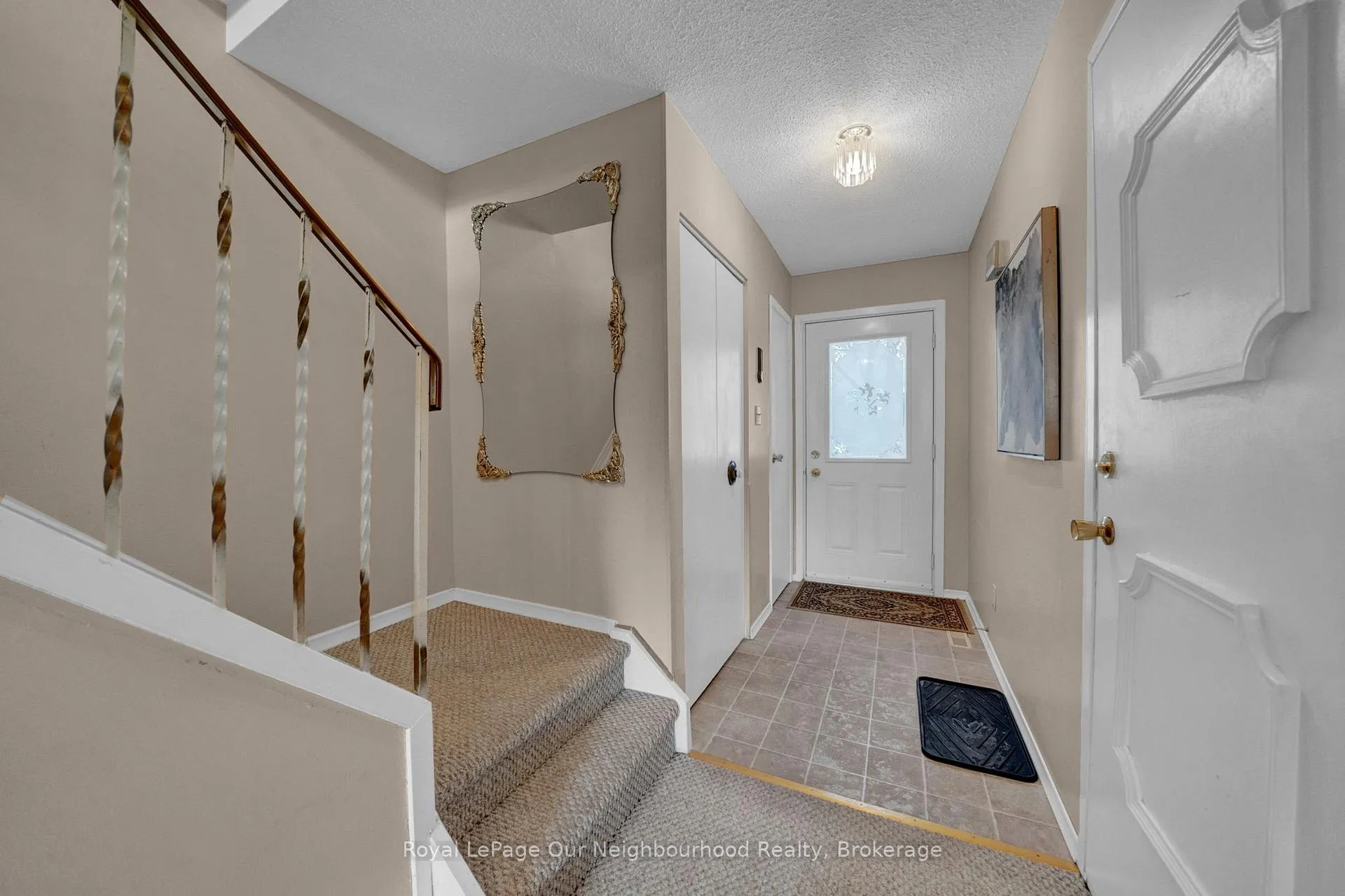 Photo 6 of Unit 7, 1330 Trowbridge Drive, Oshawa, Centennial — HOMEH