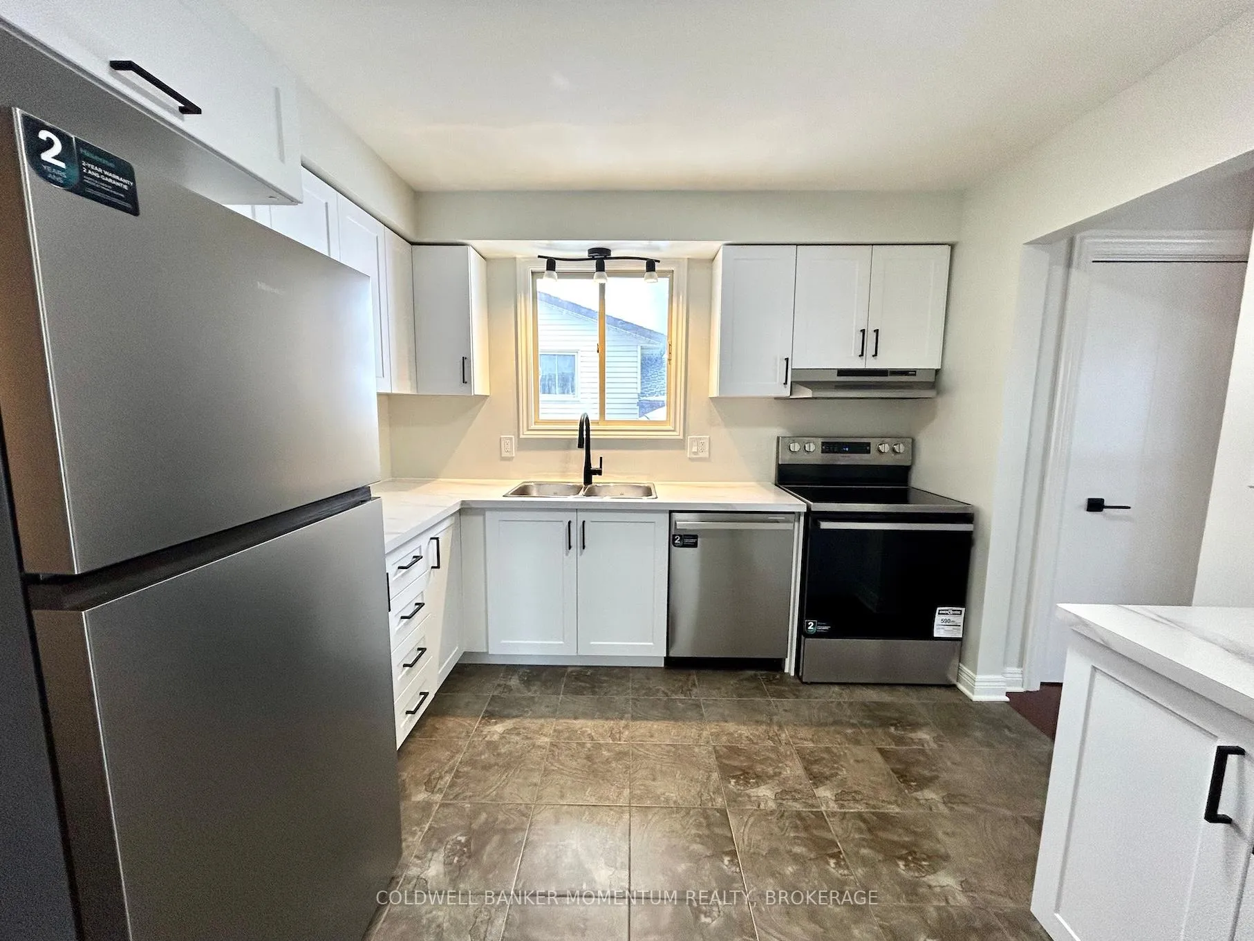 Photo 10 of Unit Main, 2 Cornwell Circle, St. Catharines, Ridley — HOMEH