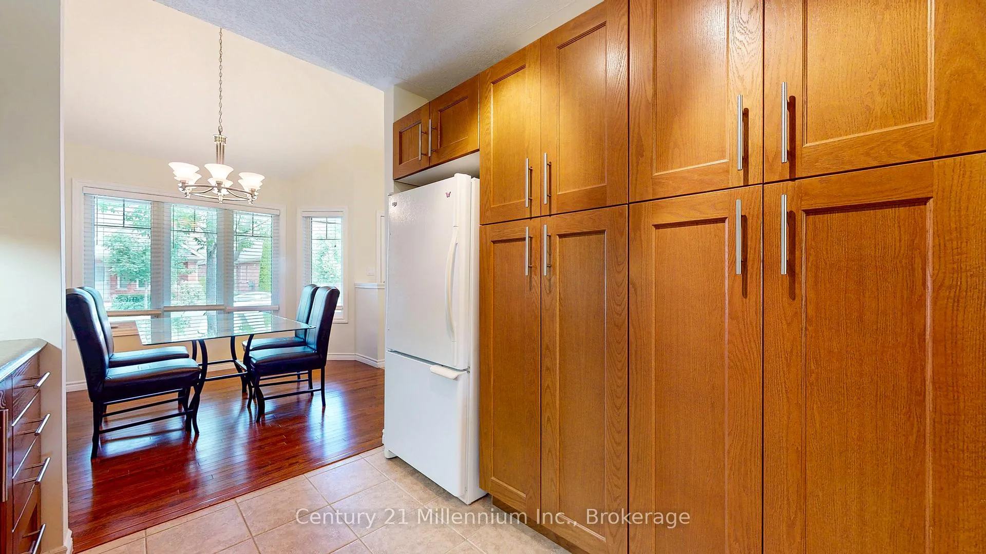 Photo 12 of 110 Empire Lane, Meaford — HOMEH