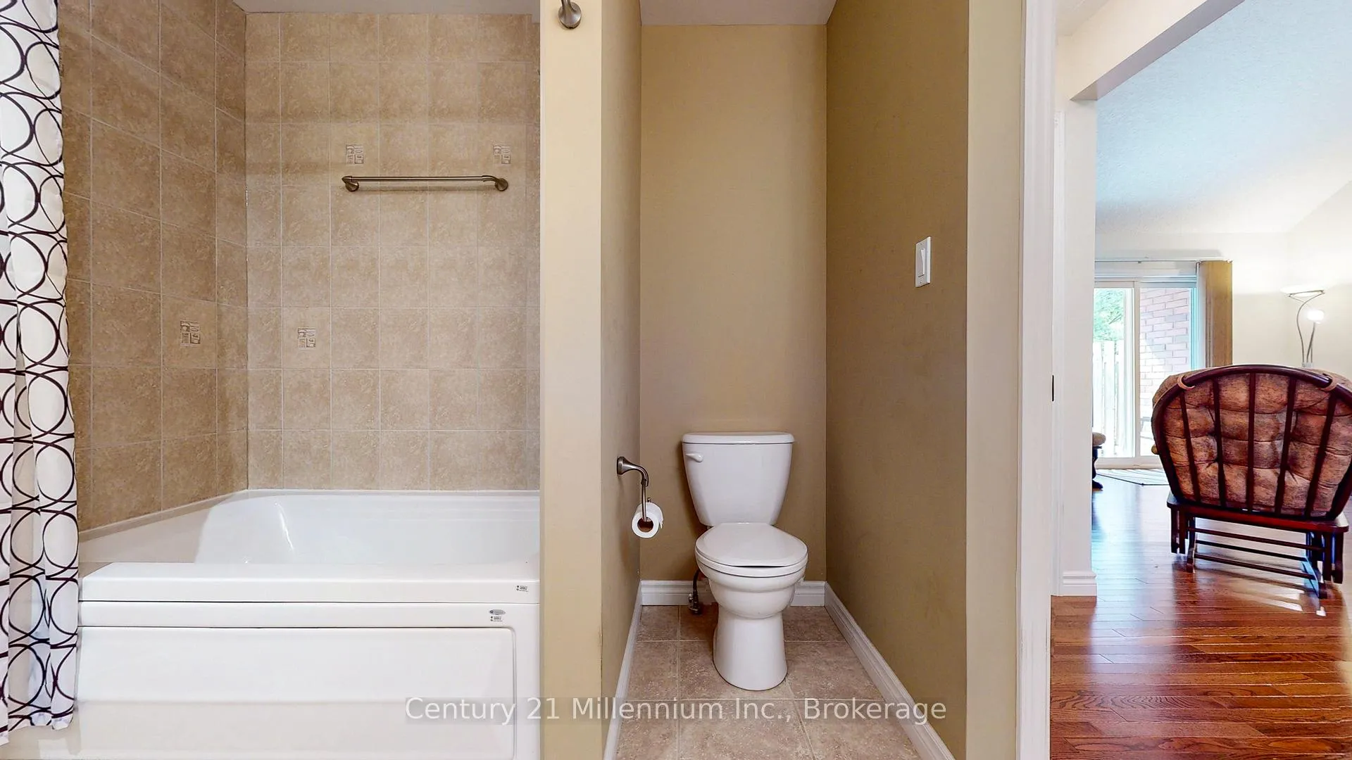 Photo 21 of 110 Empire Lane, Meaford — HOMEH