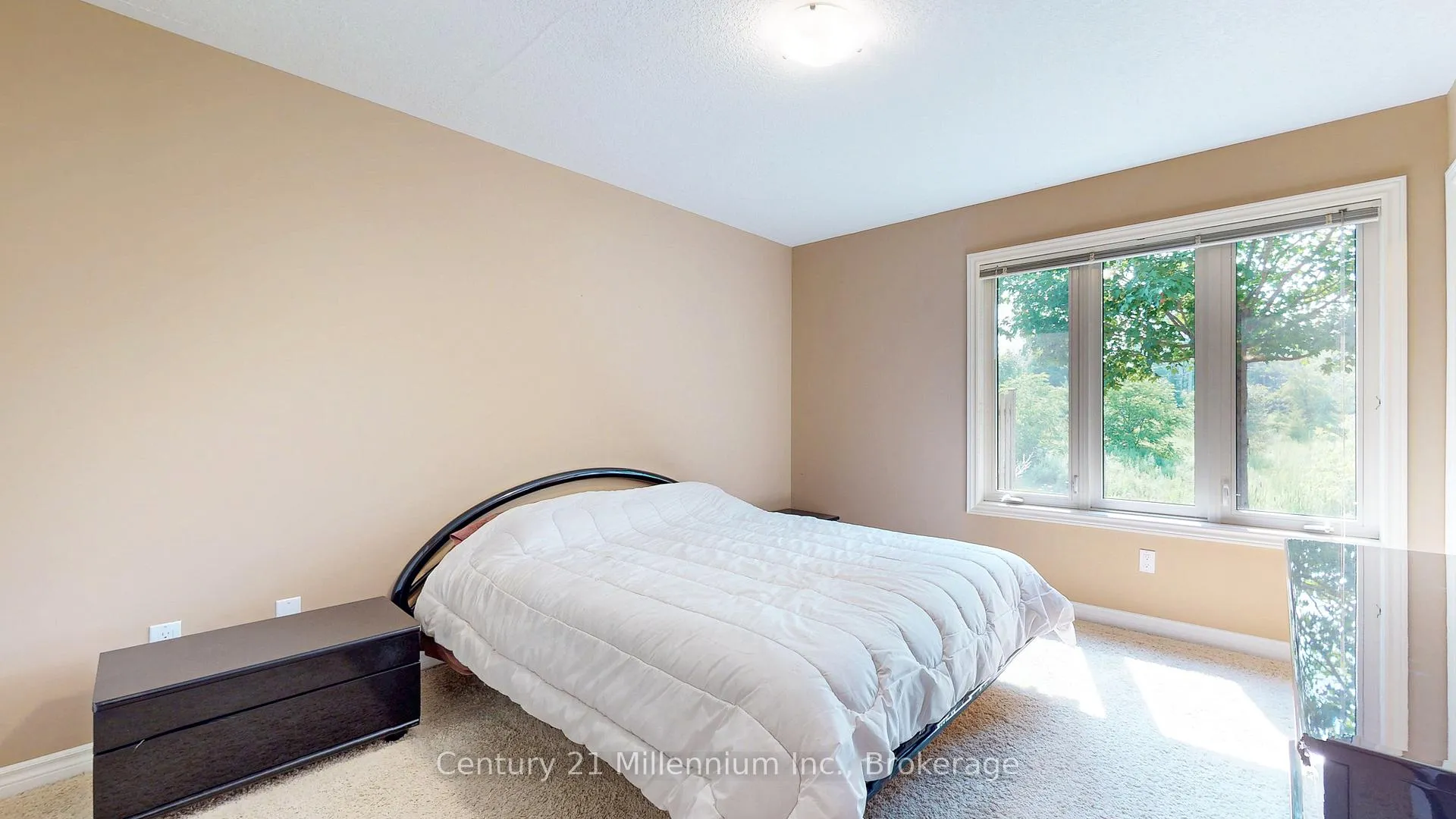 Photo 24 of 110 Empire Lane, Meaford — HOMEH