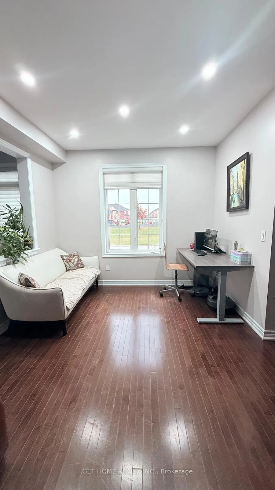 Photo 7 of Unit #Main, 49 Ebury Drive, Brampton, Credit Valley — HOMEH