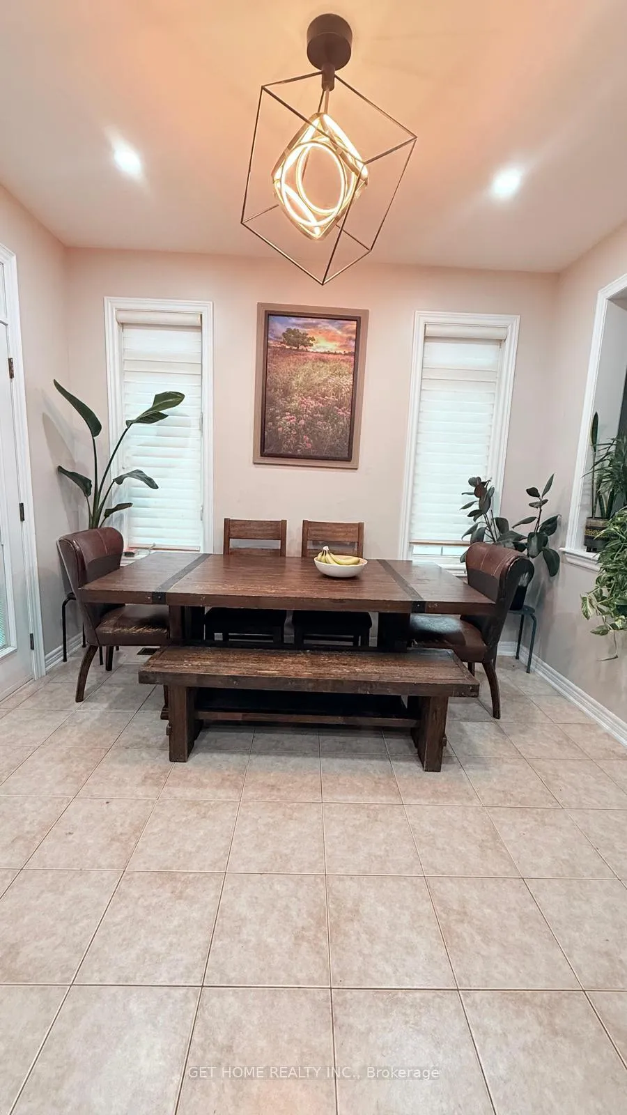 Photo 8 of Unit #Main, 49 Ebury Drive, Brampton, Credit Valley — HOMEH