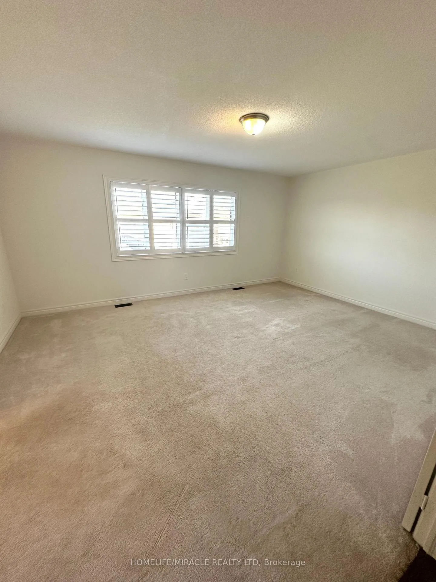 Photo 19 of 62 Owens Road, New Tecumseth, Alliston — HOMEH