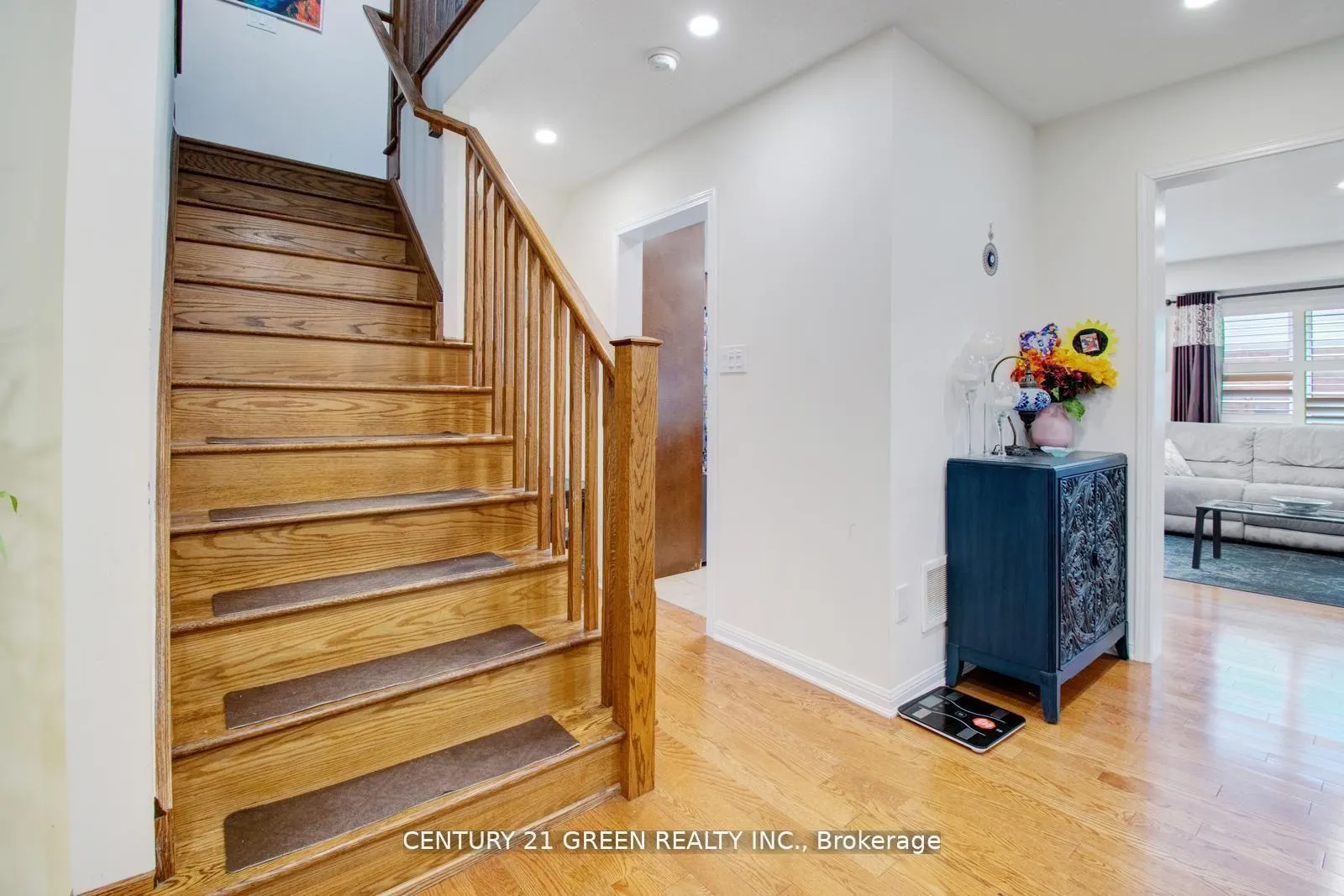 Photo 12 of 26 Killick Road, Brampton, Northwest Brampton — HOMEH