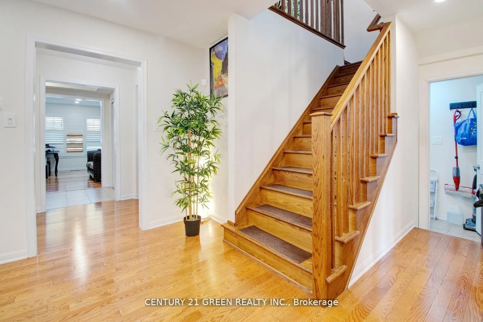 Photo 14 of 26 Killick Road, Brampton, Northwest Brampton — HOMEH