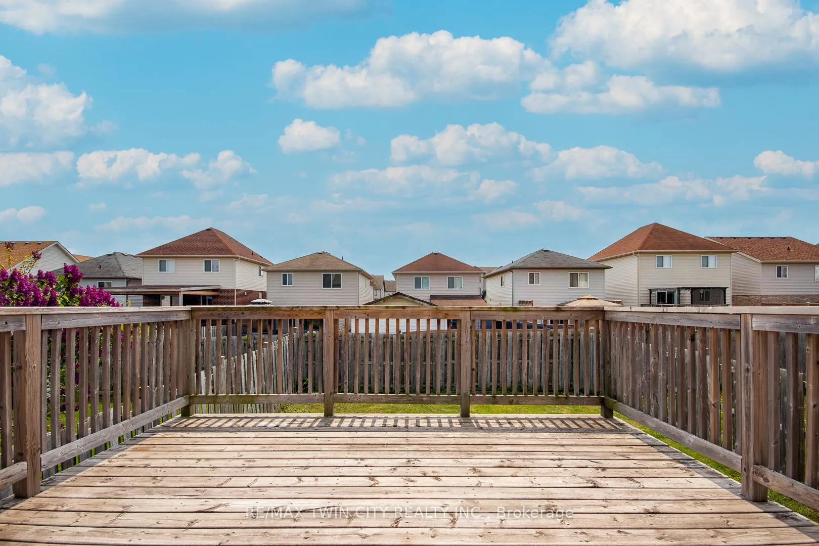 Photo 34 of 51 Seabrook Drive, Kitchener — HOMEH
