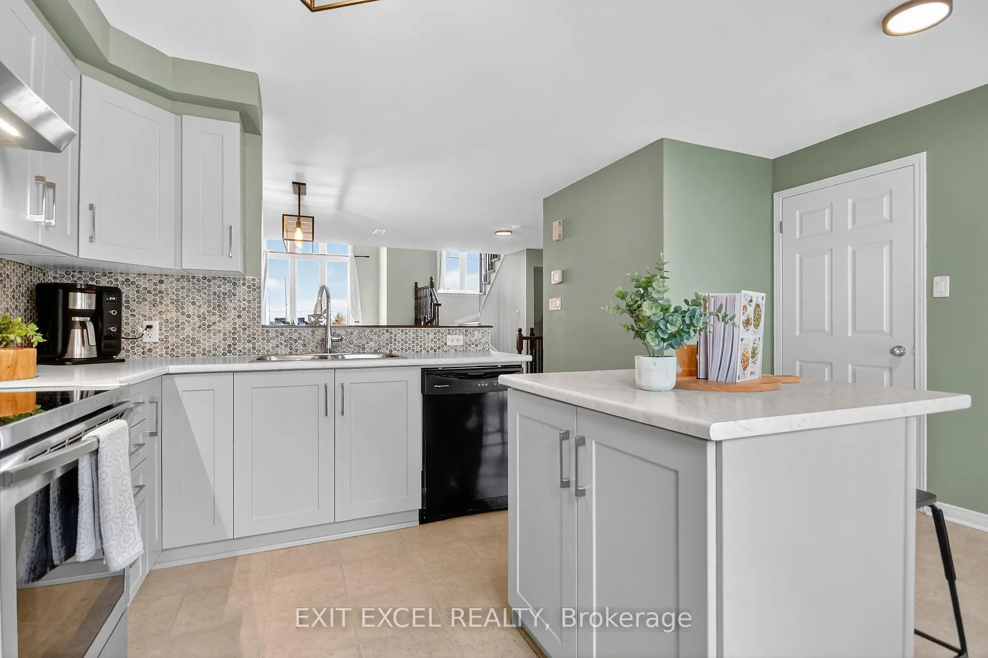 Photo 10 of 206 Keltie Private, Ottawa, Barrhaven - Longfields — HOMEH