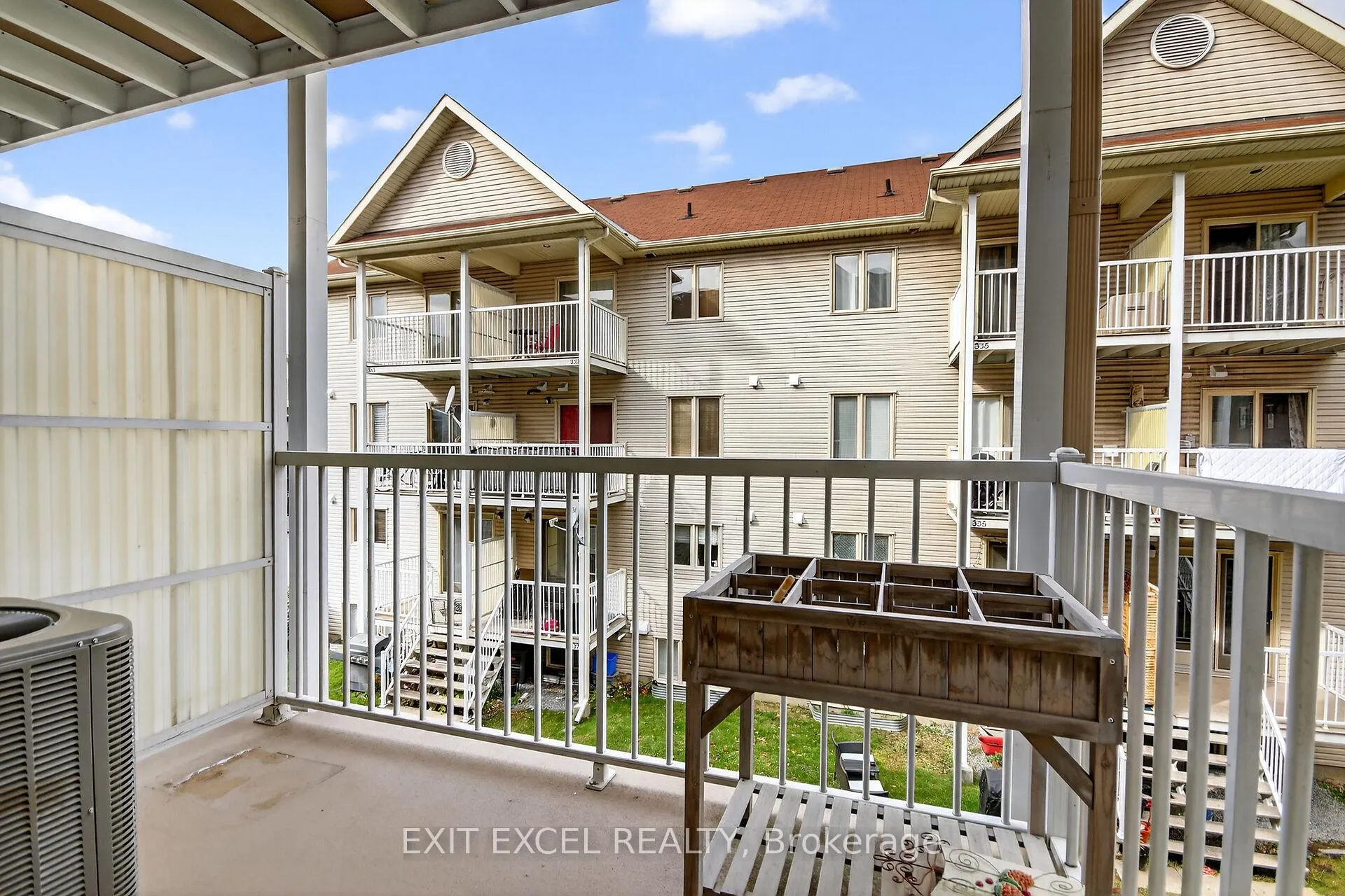 Photo 14 of 206 Keltie Private, Ottawa, Barrhaven - Longfields — HOMEH