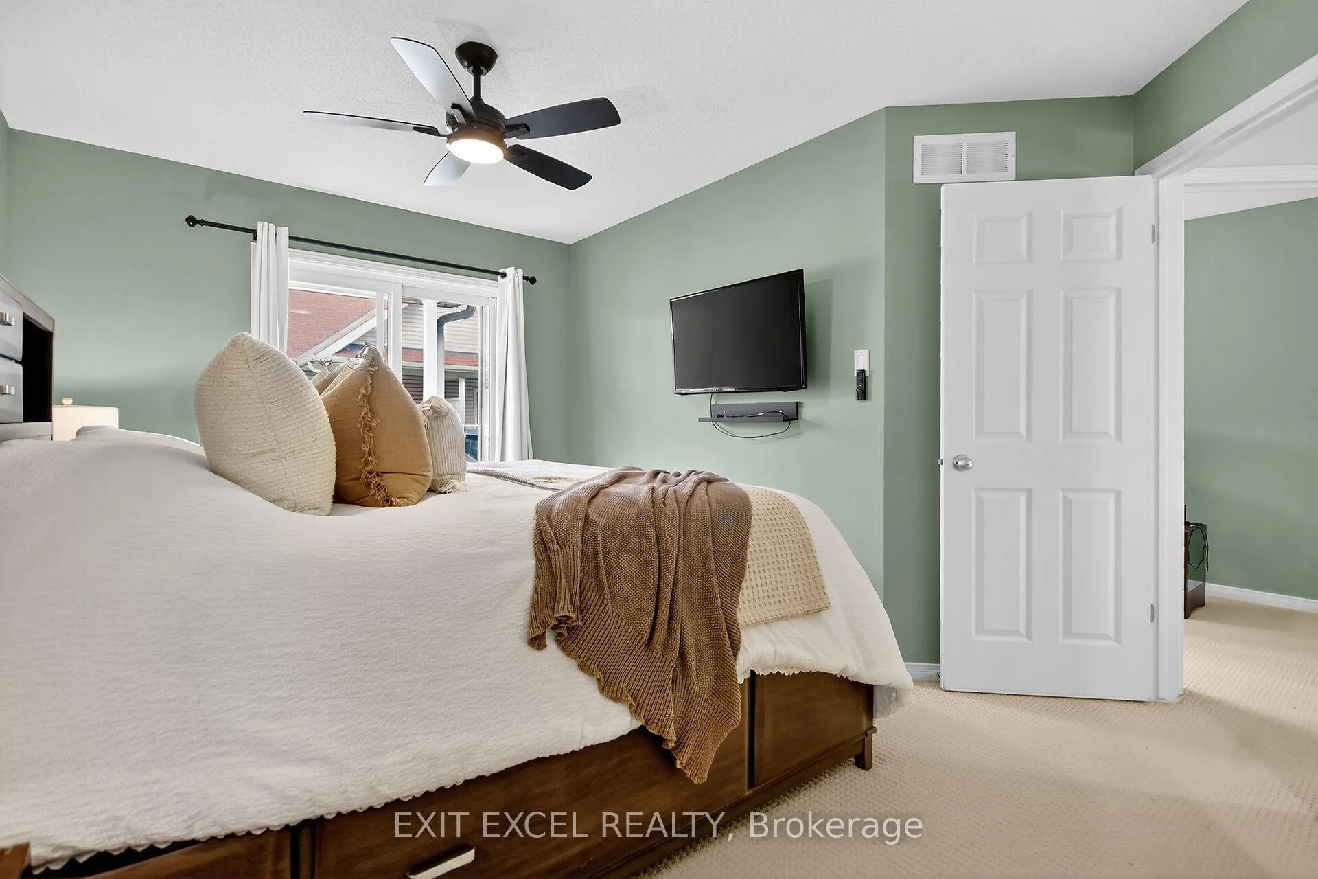 Photo 21 of 206 Keltie Private, Ottawa, Barrhaven - Longfields — HOMEH