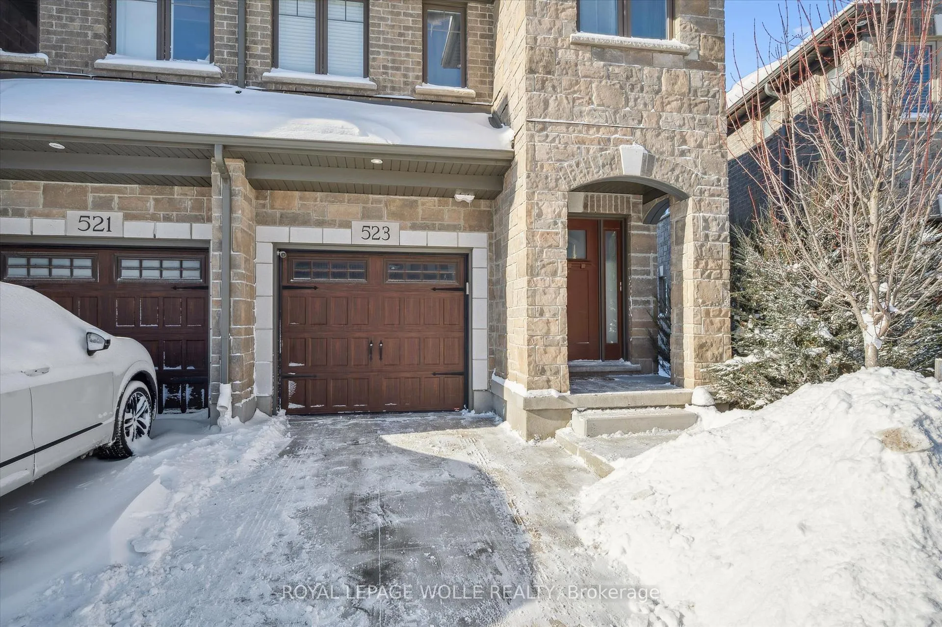 Photo 2 of 523 Hollybrook Crescent, Kitchener — HOMEH