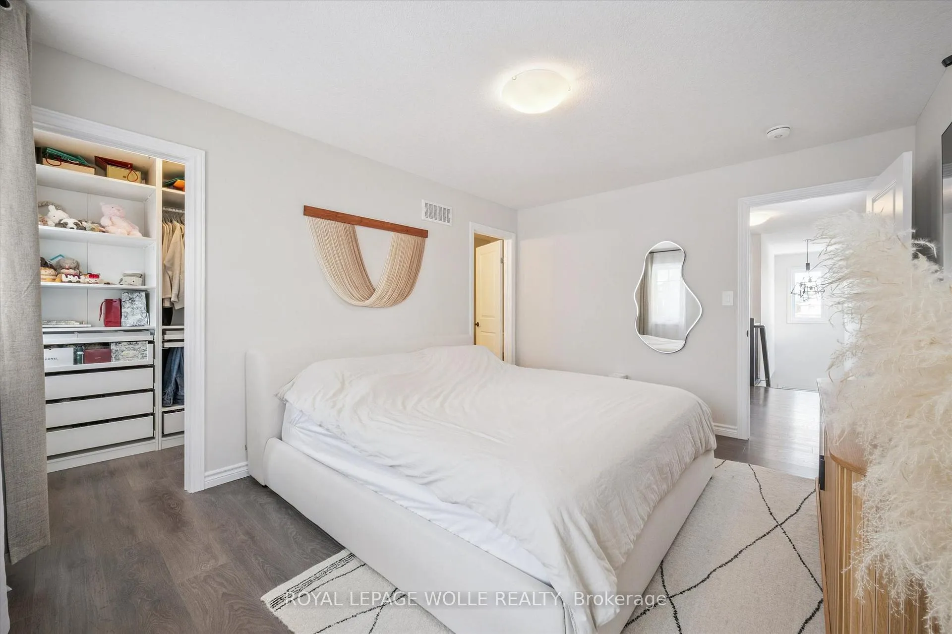 Photo 15 of 523 Hollybrook Crescent, Kitchener — HOMEH