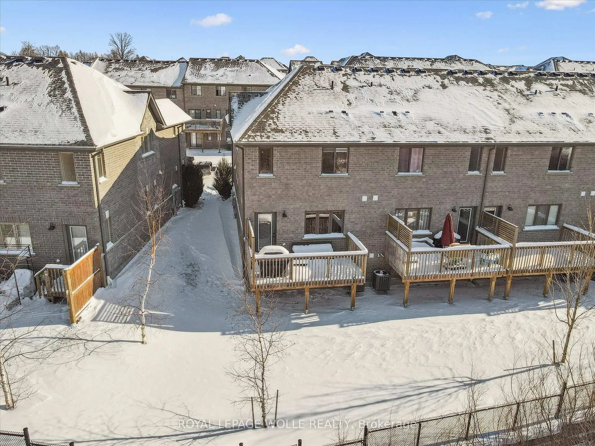 Photo 31 of 523 Hollybrook Crescent, Kitchener — HOMEH