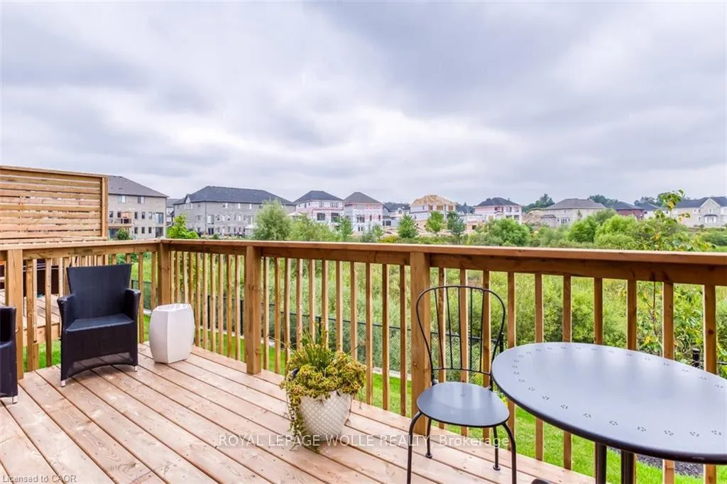 Photo 37 of 523 Hollybrook Crescent, Kitchener — HOMEH
