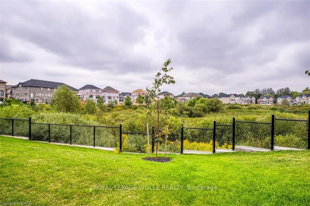 Photo 38 of 523 Hollybrook Crescent, Kitchener — HOMEH