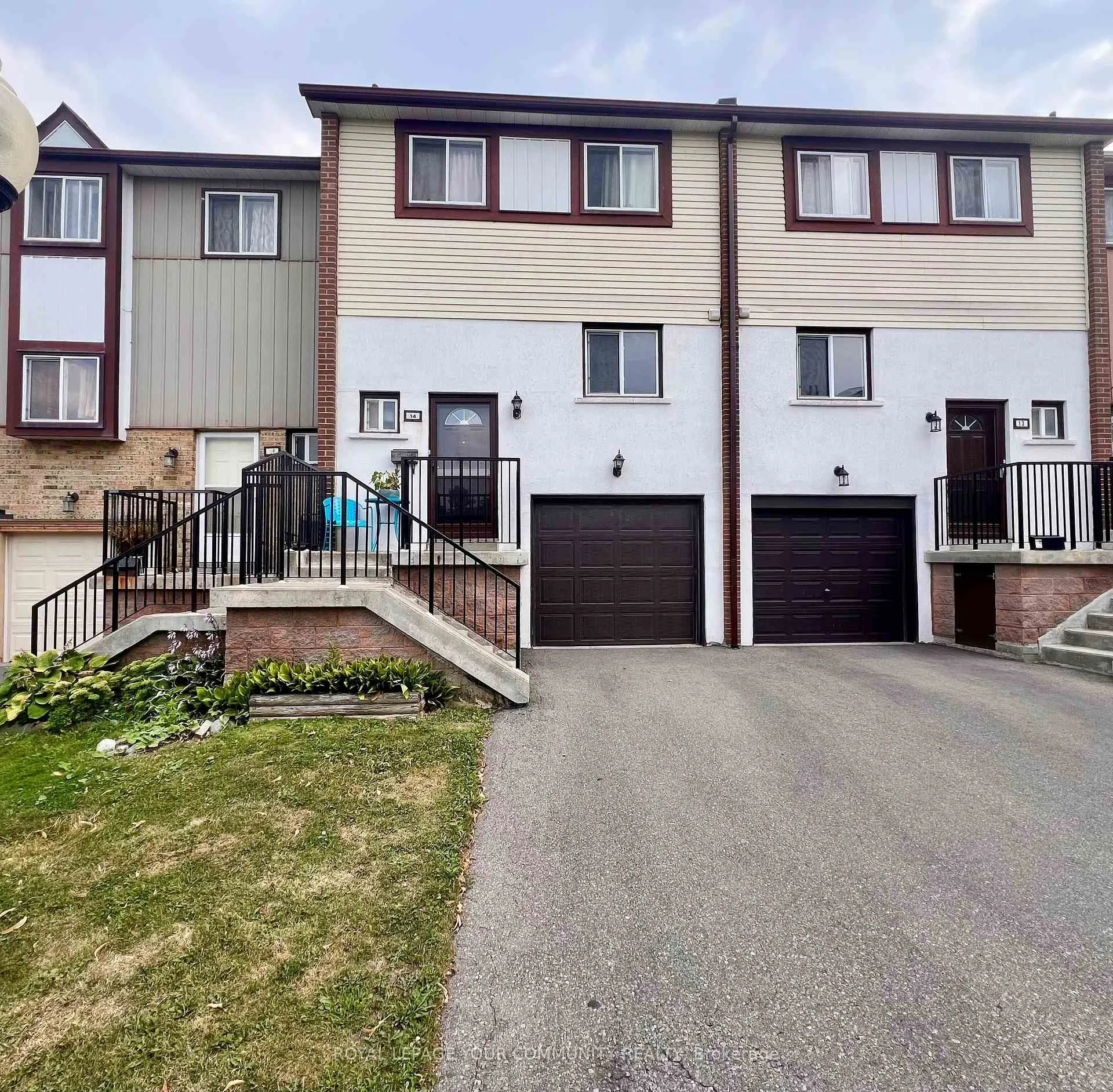 Photo 1 of 14 Moregate Crescent, Brampton, Central Park — HOMEH