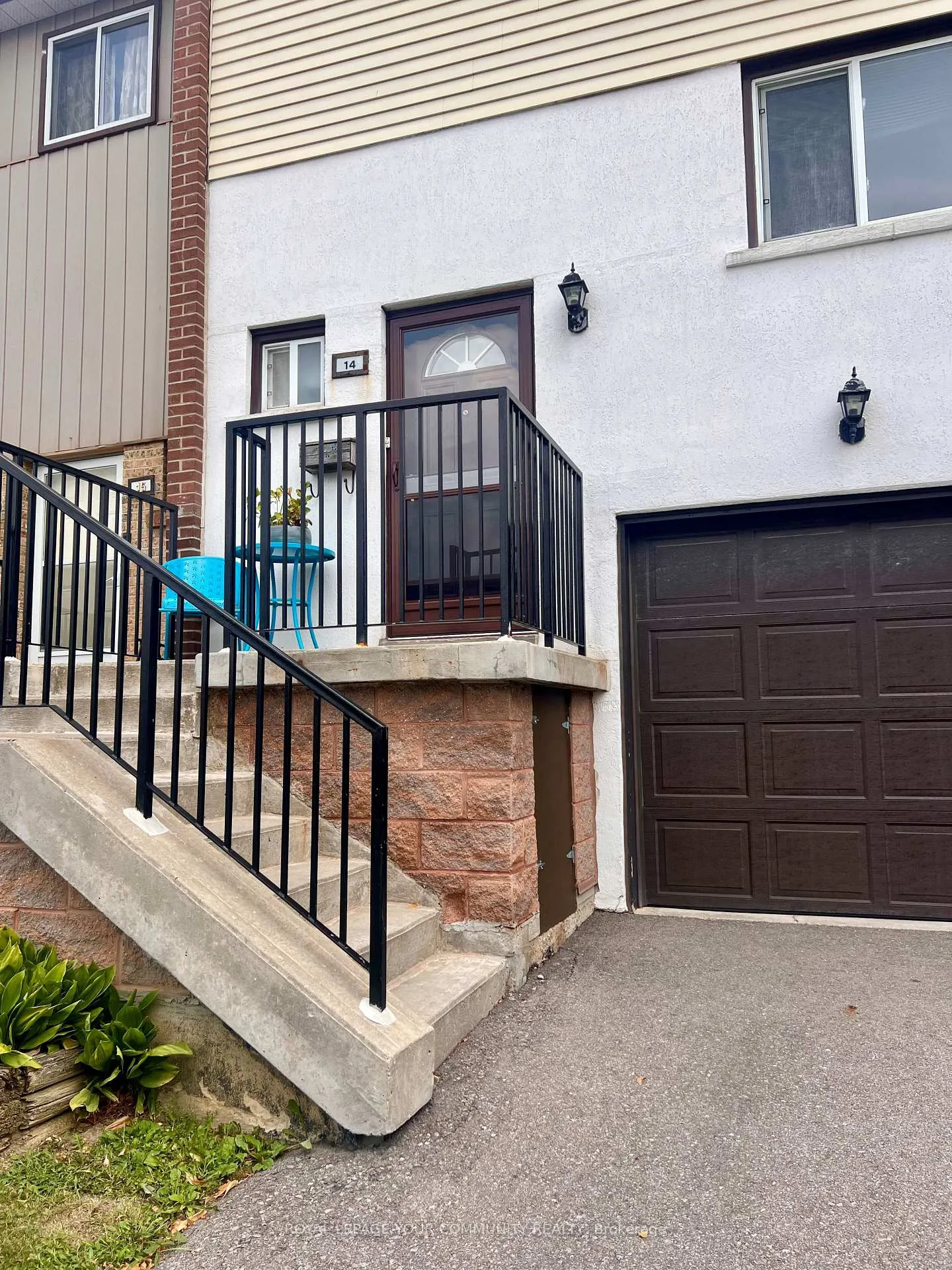 Photo 2 of 14 Moregate Crescent, Brampton, Central Park — HOMEH