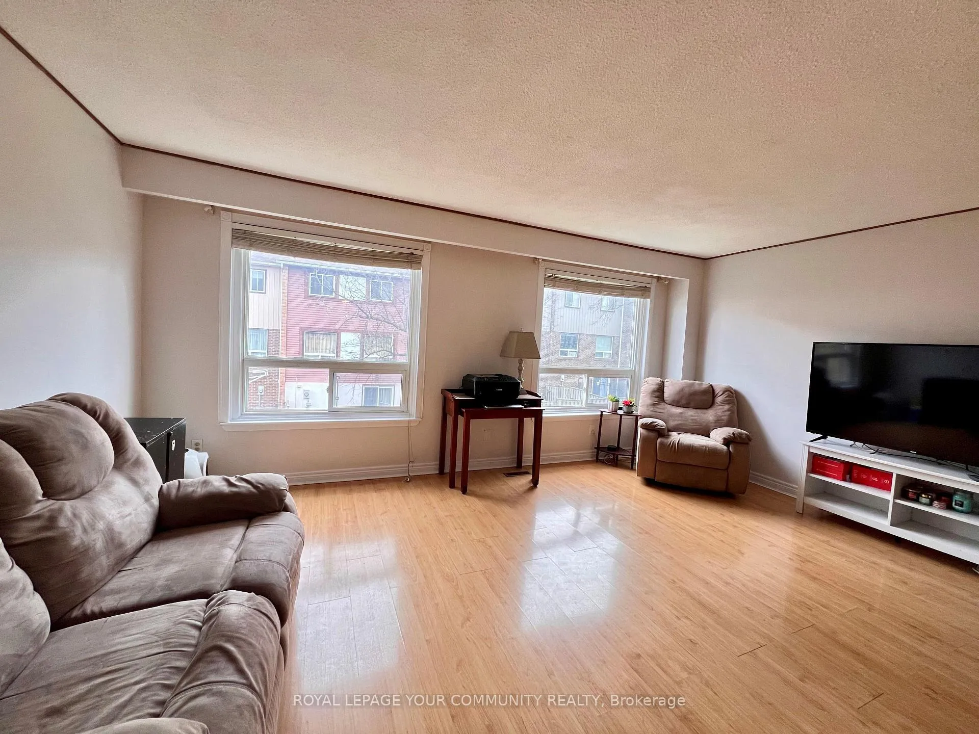 Photo 3 of 14 Moregate Crescent, Brampton, Central Park — HOMEH
