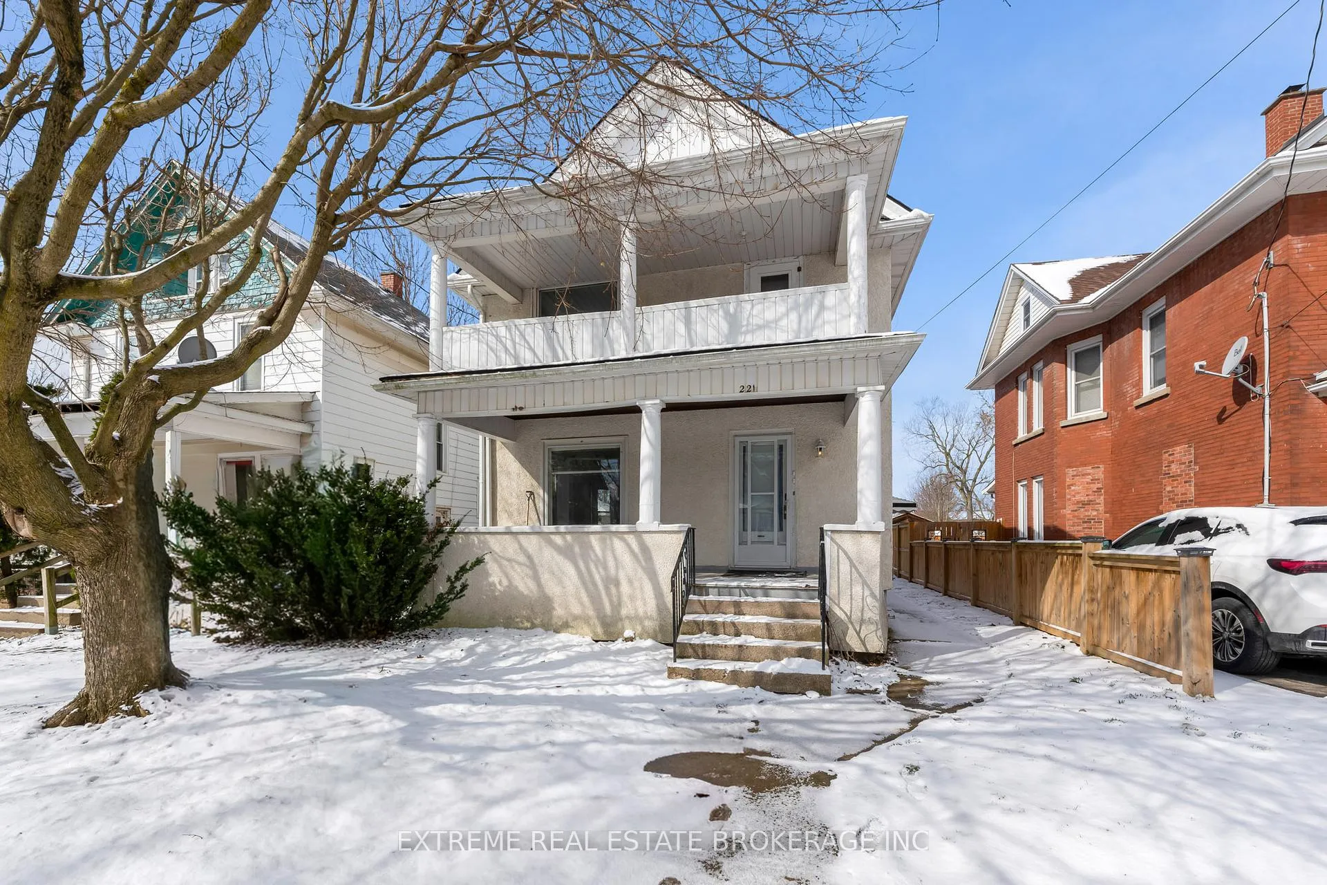 Front of Unit Main, 221 Hellems Avenue