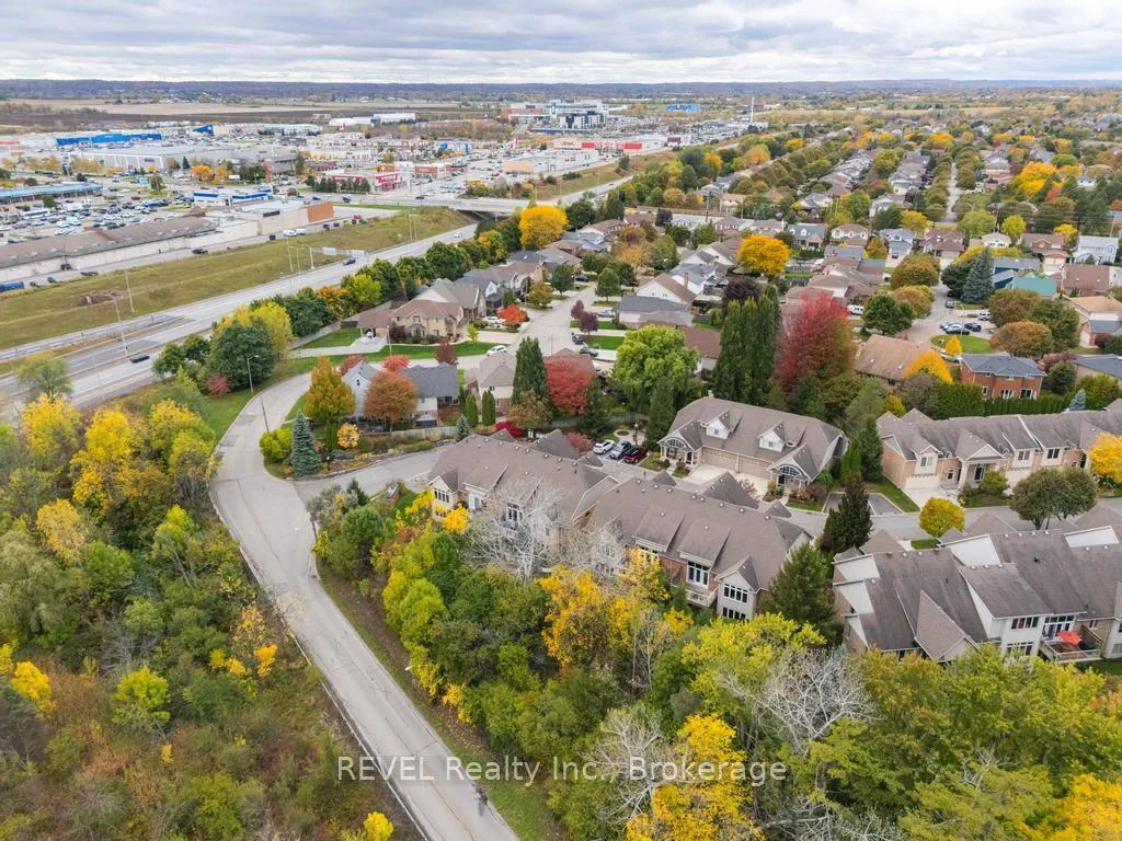 Photo 41 of Unit 3, 31 Sawmill Road, St. Catharines, Grapeview — HOMEH