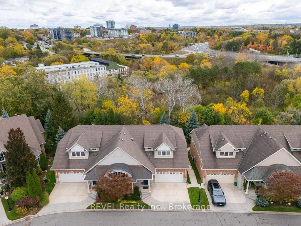Photo 44 of Unit 3, 31 Sawmill Road, St. Catharines, Grapeview — HOMEH